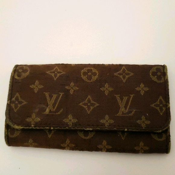 Authentic Louis Vuitton Mini Lin 4 Key Holder - Picture 1 of 12